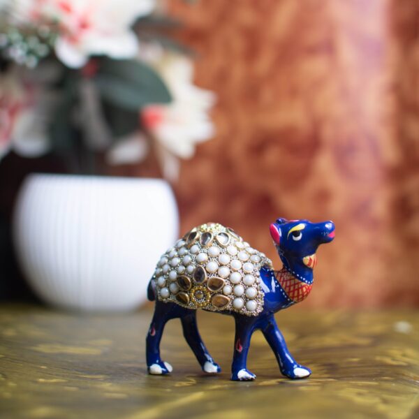Metal Camel Showpiece - Image 3