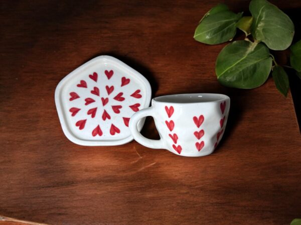 Red Heart cup with saucer - Image 3