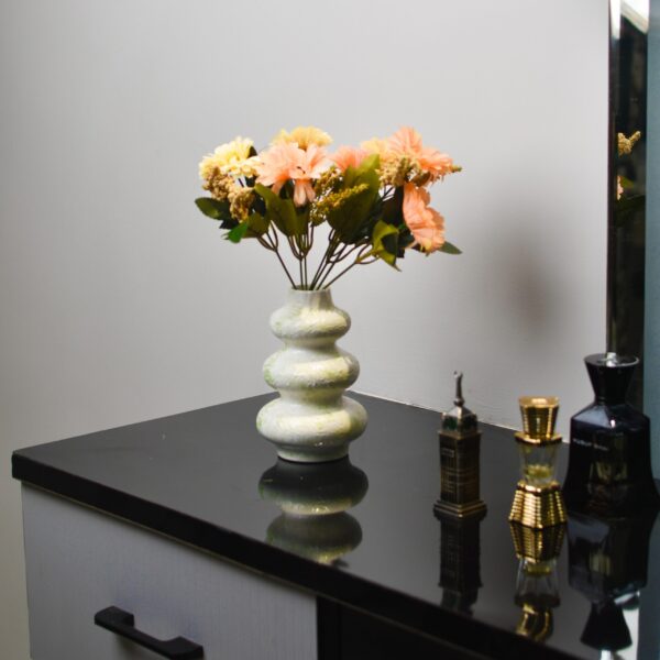 Green Round Shape Vase - Image 3
