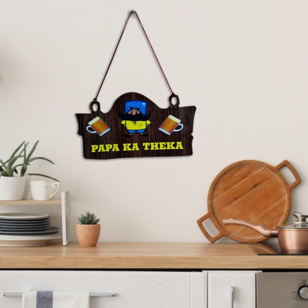 PAPA DA THEKA HANGING